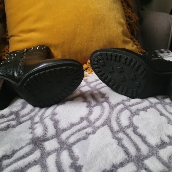 Harley-Davidson Black Studded Ankle Boots - Picture 6 of 8